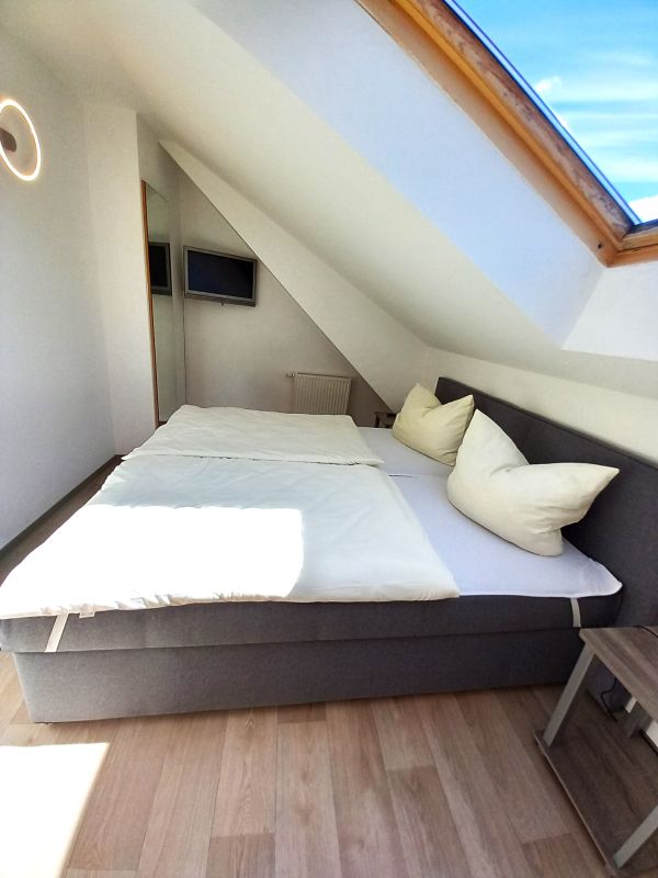 Ostseetraum Schlafzimmer Oben mit Doppelbett